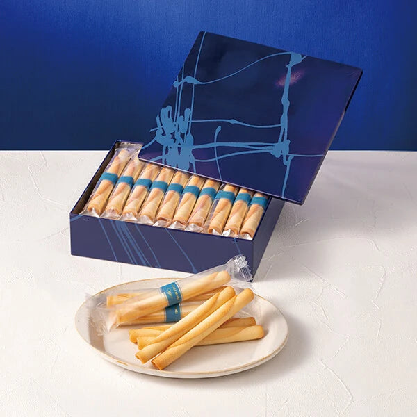 YOKU MOKU Cigare — a delicate rolled butter cookie【YOKU MOKU】