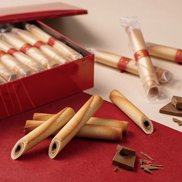 YOKU MOKU Cigare au Chocolat (18 pieces) — a delicate rolled butter cookie【YOKU MOKU】