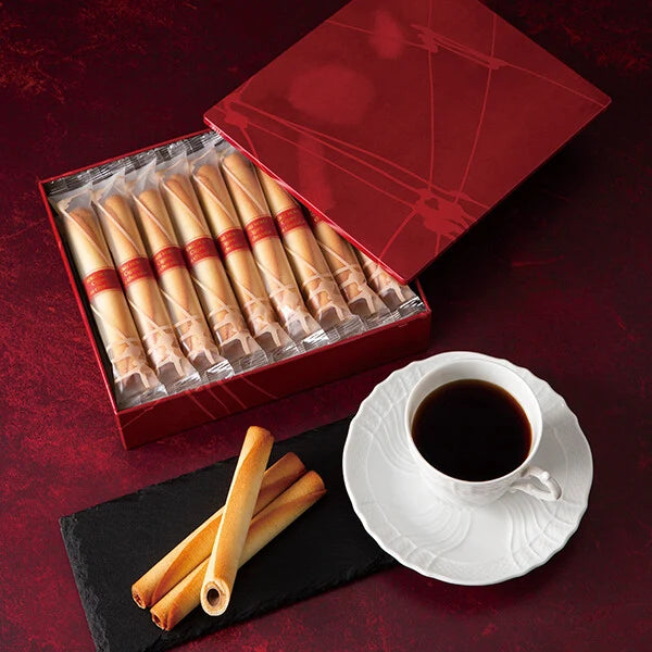YOKU MOKU Cigare au Chocolat (18 pieces) — a delicate rolled butter cookie【YOKU MOKU】